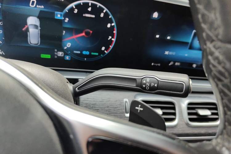 Used Mercedes-Benz GLE 2020 GLE 450 4MATIC Stylish Model Gear Lever