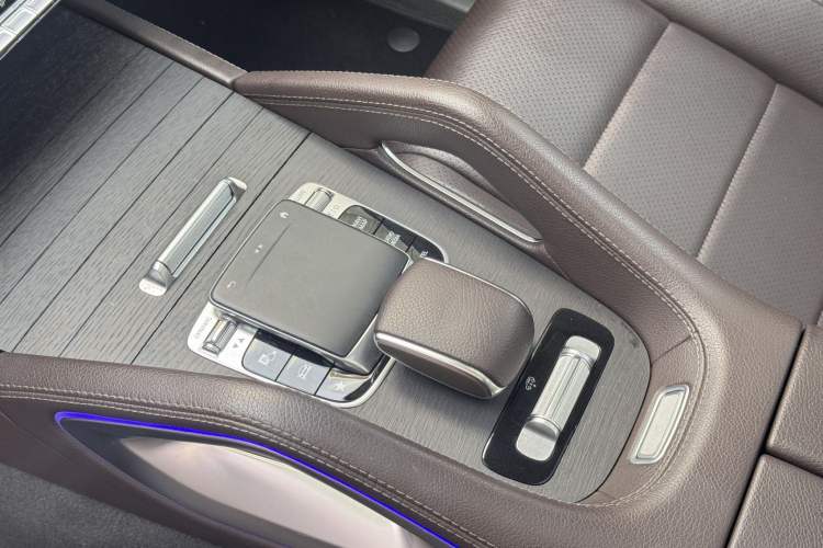 Used Mercedes-Benz GLE 2020 Restyled GLE 450 4MATIC Luxury Edition Gear Lever