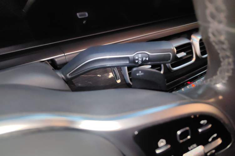 Used Mercedes-Benz GLE 2020 Restyled GLE 350 4MATIC Fashion Edition Gear Lever