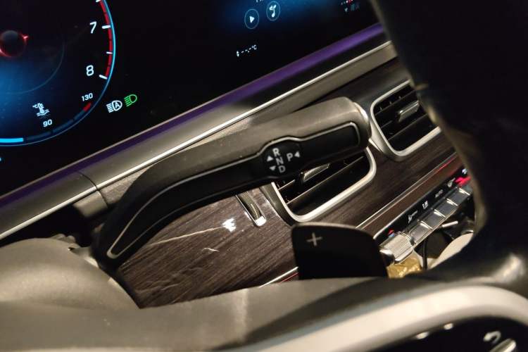 Used Mercedes-Benz GLE 2020 Restyled GLE 350 4MATIC Fashion Edition Gear Lever