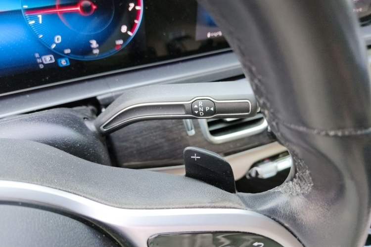 Used Mercedes-Benz GLE 2020 Second Facelift GLE 350 4MATIC Stylish Version Gear Lever