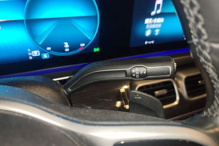 Used Mercedes-Benz GLE 2020 Restyled GLE 350 4MATIC Fashion Edition Gear Lever