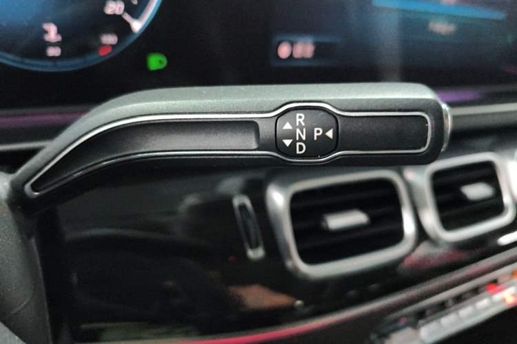 Used Mercedes-Benz GLE 2020 Restyled GLE 350 4MATIC Fashion Edition Gear Lever