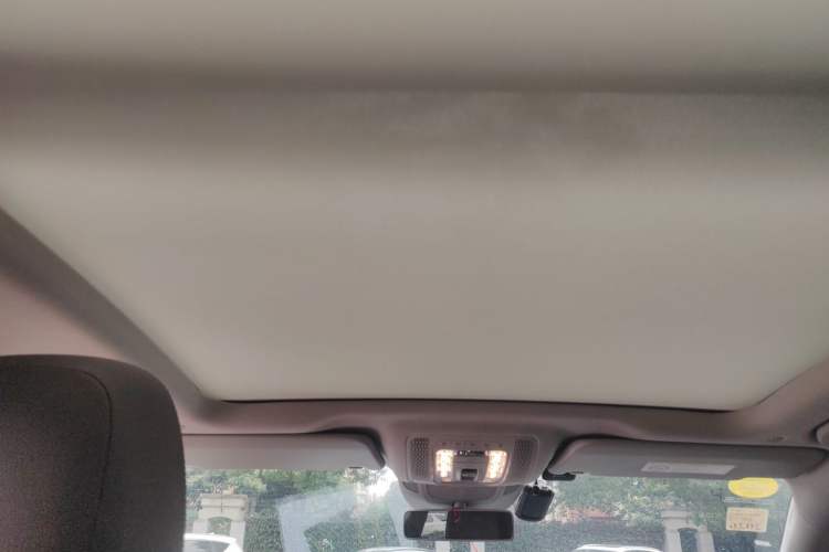 Used Mercedes-Benz GLE 2020 Restyled GLE 450 4MATIC Luxury Edition Headliner