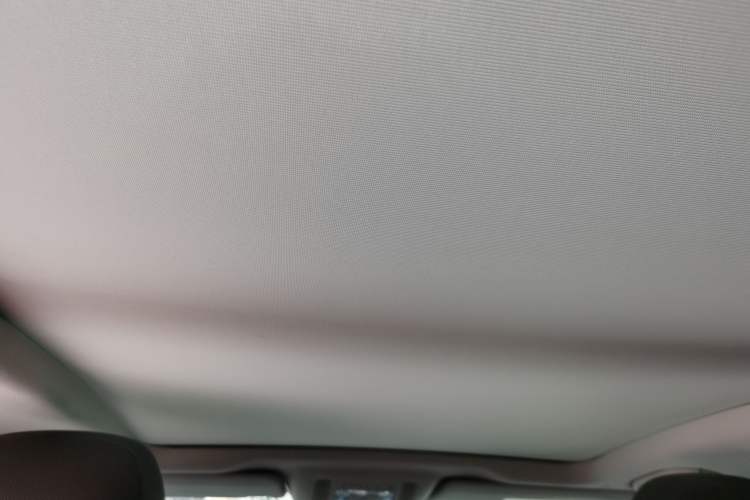 Used Mercedes-Benz GLE 2020 Facelifted GLE 350 4MATIC Luxury Edition Headliner