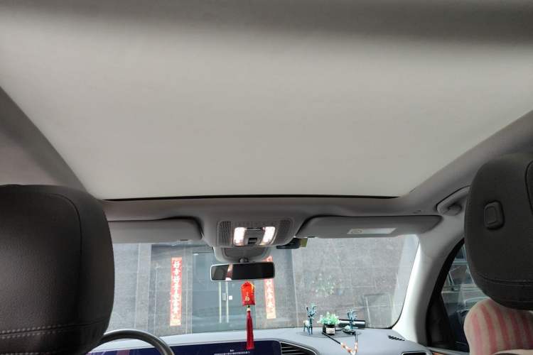 Used Mercedes-Benz GLE 2020 Facelifted GLE 350 4MATIC Luxury Edition Headliner