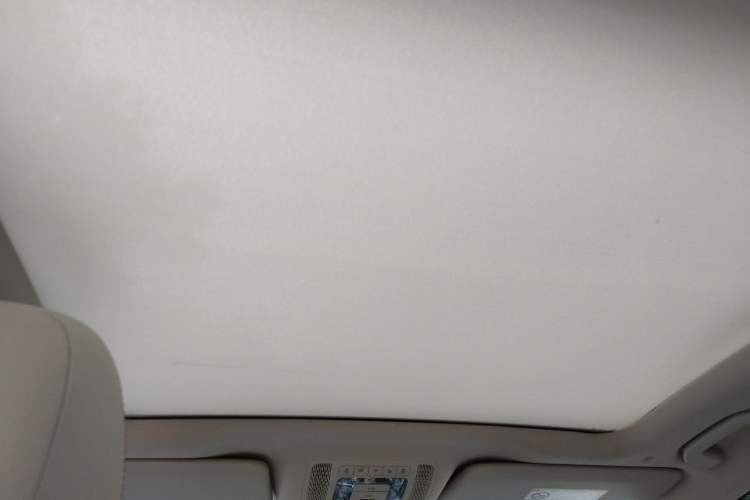 Used Mercedes-Benz GLE 2020 Second Facelift GLE 350 4MATIC Stylish Version Headliner