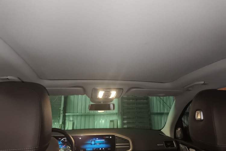 Used Mercedes-Benz GLE 2020 GLE 350 4MATIC Fashion Model Headliner