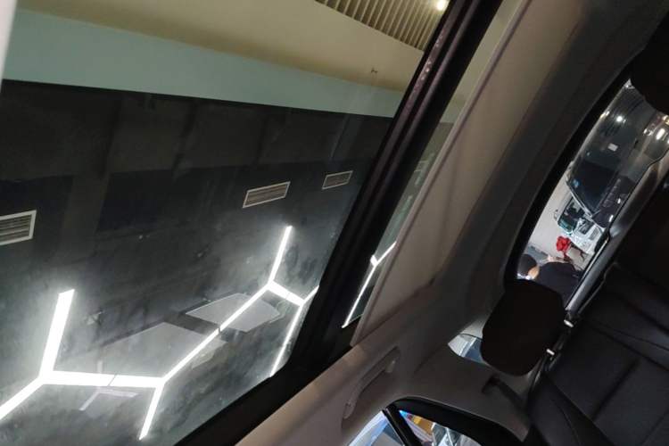 Used Mercedes-Benz GLE 2020 Restyled GLE 350 4MATIC Fashion Edition Headliner