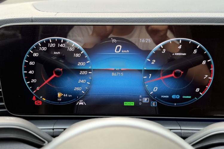 Used Mercedes-Benz GLE 2020 GLE 450 4MATIC Stylish Model Instrument Cluster