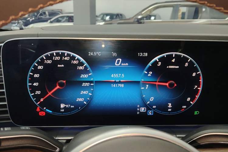 Used Mercedes-Benz GLE 2020 GLE 350 4MATIC Luxury Model Instrument Cluster