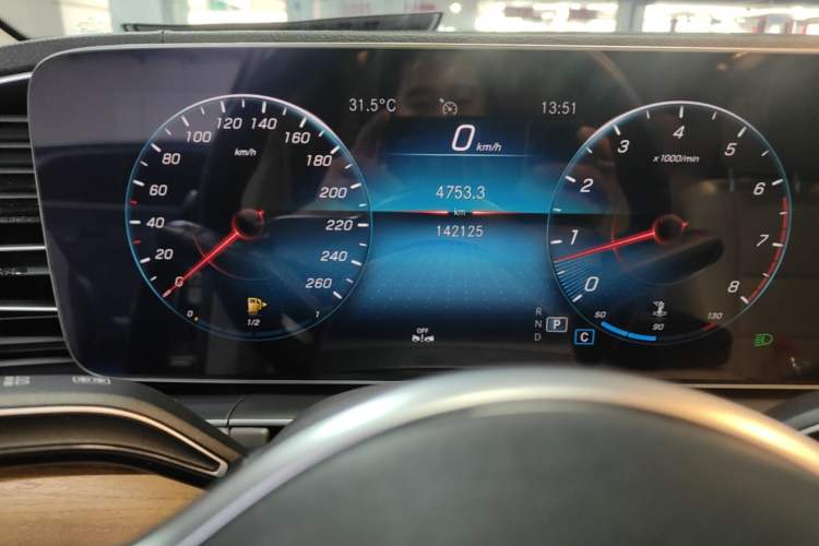 Used Mercedes-Benz GLE 2020 GLE 350 4MATIC Luxury Model Instrument Cluster