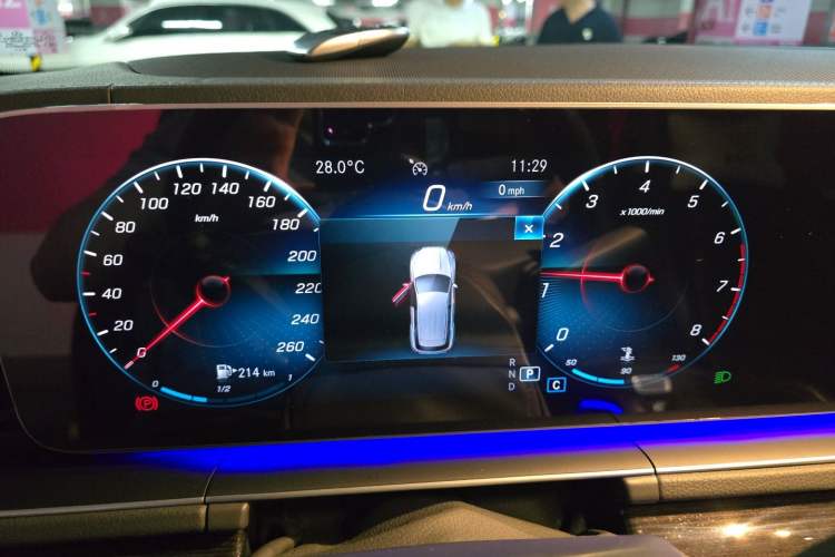 Used Mercedes-Benz GLE 2020 Restyled GLE 350 4MATIC Fashion Edition Instrument Cluster