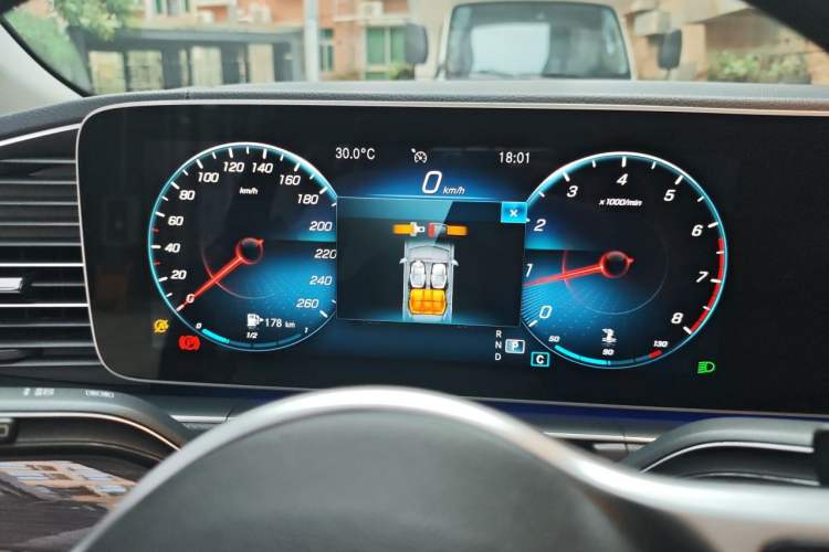 Used Mercedes-Benz GLE 2020 Restyled GLE 350 4MATIC Fashion Edition Instrument Cluster