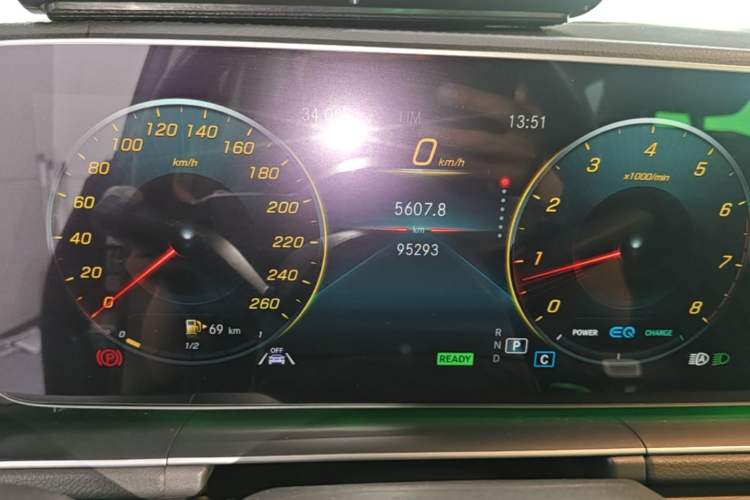 Used Mercedes-Benz GLE 2020 Restyled GLE 450 4MATIC Luxury Edition Instrument Cluster