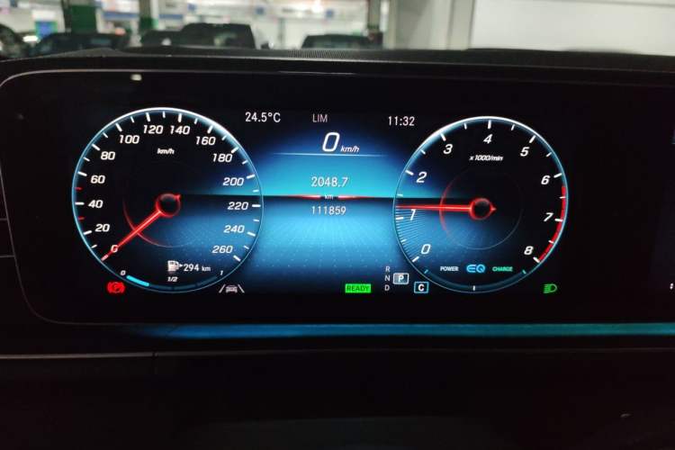 Used Mercedes-Benz GLE 2020 GLE 450 4MATIC Stylish Model Instrument Cluster