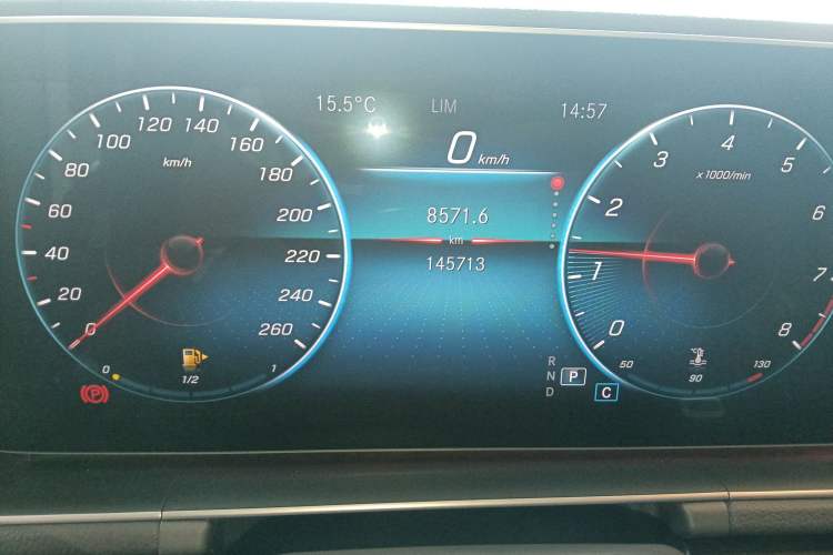 Used Mercedes-Benz GLE 2020 GLE 350 4MATIC Fashion Model Instrument Cluster