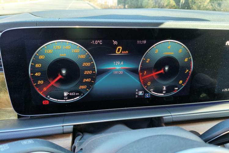 Used Mercedes-Benz GLE 2020 GLE 350 4MATIC Luxury Model Instrument Cluster