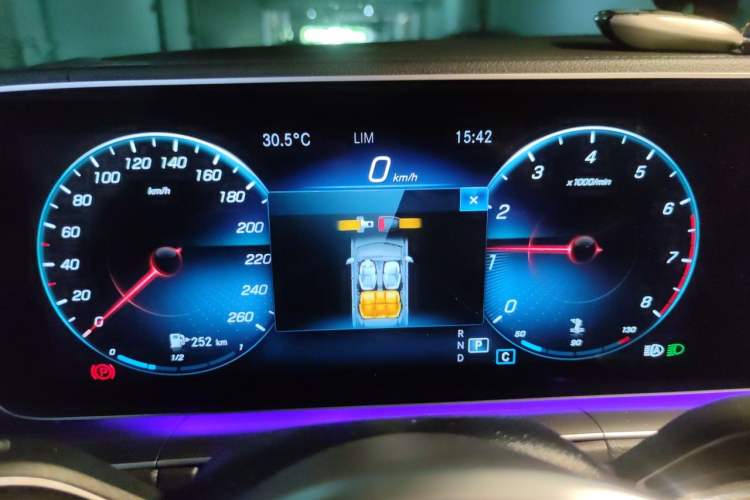 Used Mercedes-Benz GLE 2020 GLE 350 4MATIC Fashion Model Instrument Cluster