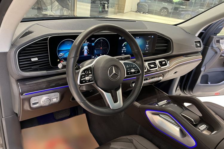 Used Mercedes-Benz GLE 2020 Restyled GLE 350 4MATIC Fashion Edition Interior 1