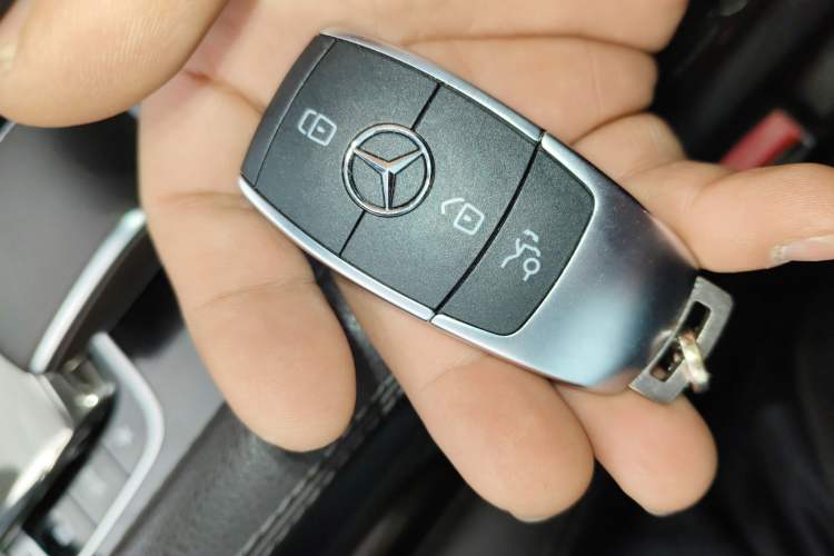 Used Mercedes-Benz GLE 2020 GLE 350 4MATIC Fashion Model Interior 1