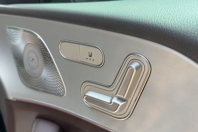 Used Mercedes-Benz GLE 2020 Restyled GLE 450 4MATIC Dynamic Edition Interior 10