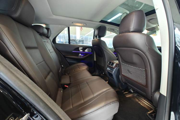 Used Mercedes-Benz GLE 2020 GLE 350 4MATIC Fashion Model Interior 10