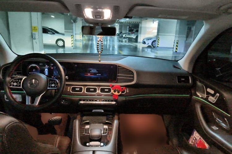Used Mercedes-Benz GLE 2020 Restyled GLE 350 4MATIC Fashion Edition Interior 2