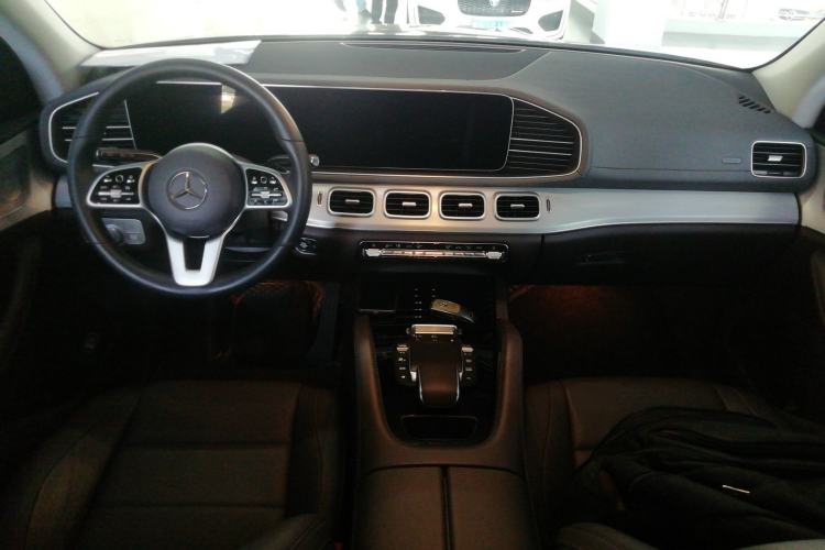 Used Mercedes-Benz GLE 2020 Restyled GLE 350 4MATIC Dynamic Edition Interior 2