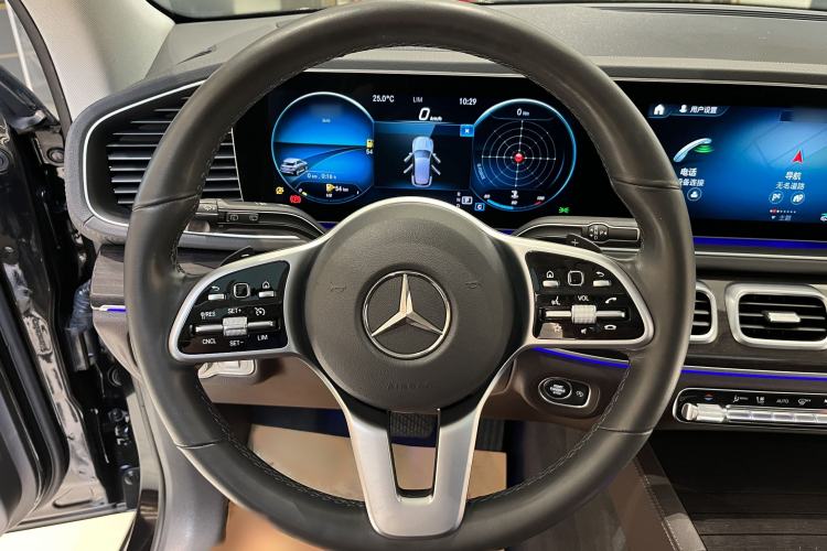 Used Mercedes-Benz GLE 2020 Restyled GLE 350 4MATIC Fashion Edition Interior 2