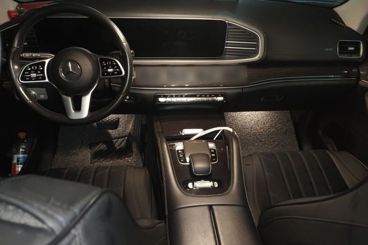 Used Mercedes-Benz GLE 2020 Restyled GLE 350 4MATIC Fashion Edition Interior 2