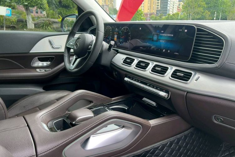 Used Mercedes-Benz GLE 2020 GLE 350 4MATIC Dynamic Edition Special Version Interior 3