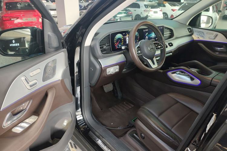 Used Mercedes-Benz GLE 2020 GLE 350 4MATIC Dynamic Edition Interior 3