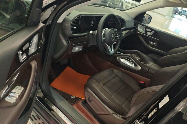 Used Mercedes-Benz GLE 2020 GLE 350 4MATIC Fashion Model Interior 3