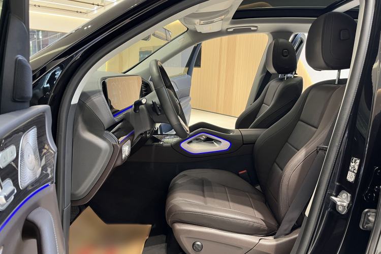 Used Mercedes-Benz GLE 2020 Restyled GLE 350 4MATIC Fashion Edition Interior 3