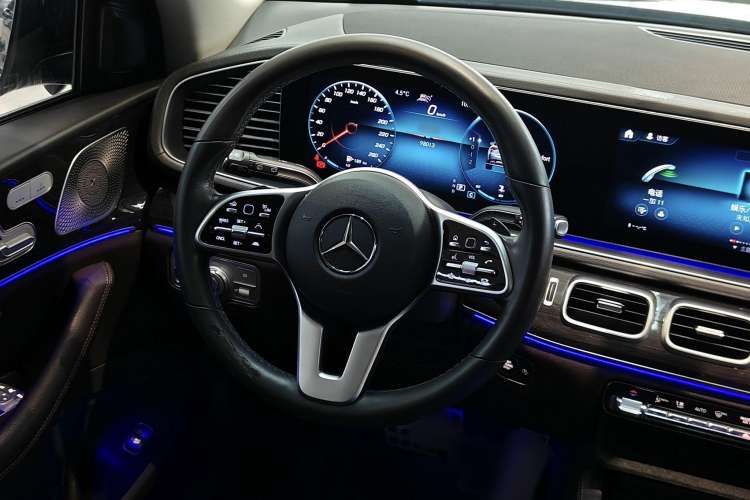 Used Mercedes-Benz GLE 2020 GLE 350 4MATIC Fashion Model Interior 3