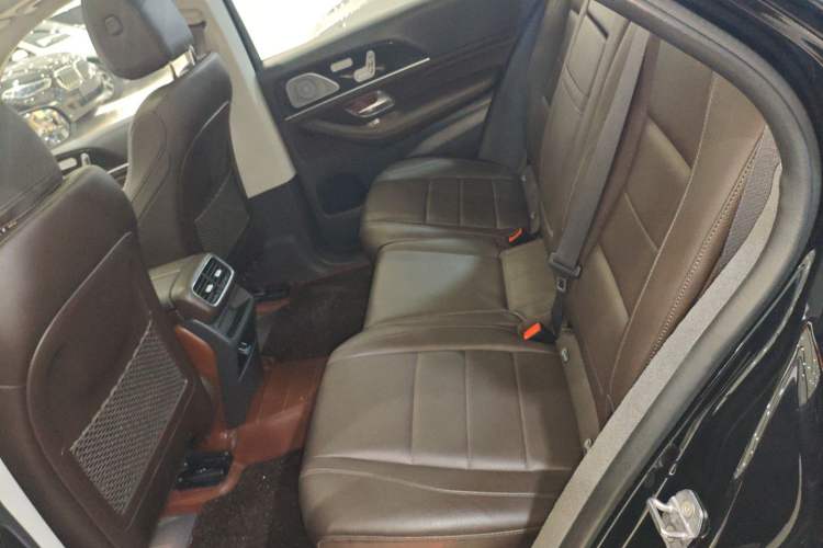 Used Mercedes-Benz GLE 2020 GLE 350 4MATIC Fashion Model Interior 4