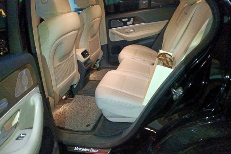 Used Mercedes-Benz GLE 2020 GLE 350 4MATIC Fashion Model Interior 4