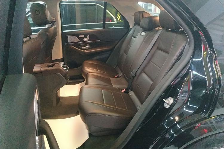 Used Mercedes-Benz GLE 2020 Restyled GLE 350 4MATIC Fashion Edition Interior 4