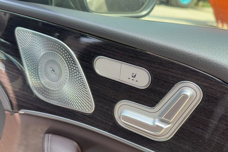 Used Mercedes-Benz GLE 2020 Restyled GLE 350 4MATIC Fashion Edition Special Version Interior 6