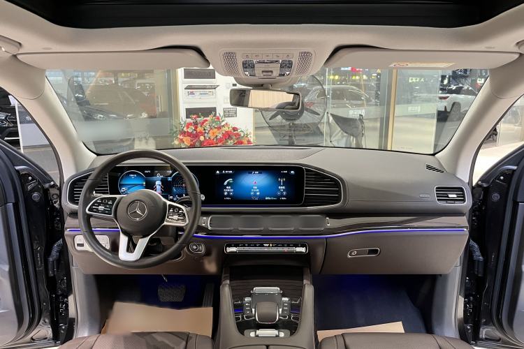 Used Mercedes-Benz GLE 2020 Restyled GLE 350 4MATIC Fashion Edition Interior 7