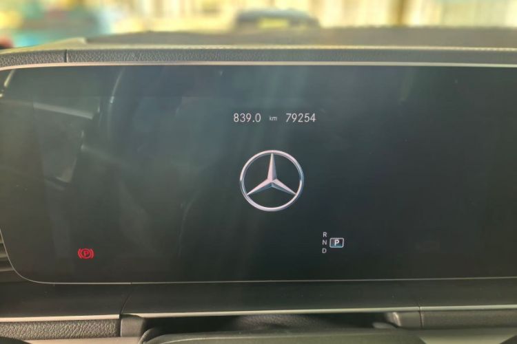 Used Mercedes-Benz GLE 2020 GLE 350 4MATIC Dynamic Edition Interior 8