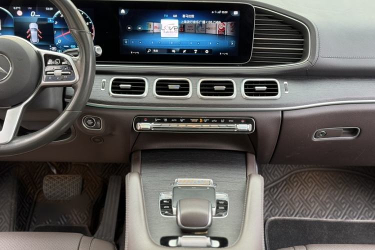 Used Mercedes-Benz GLE 2020 Restyled GLE 450 4MATIC Luxury Edition Interior 8