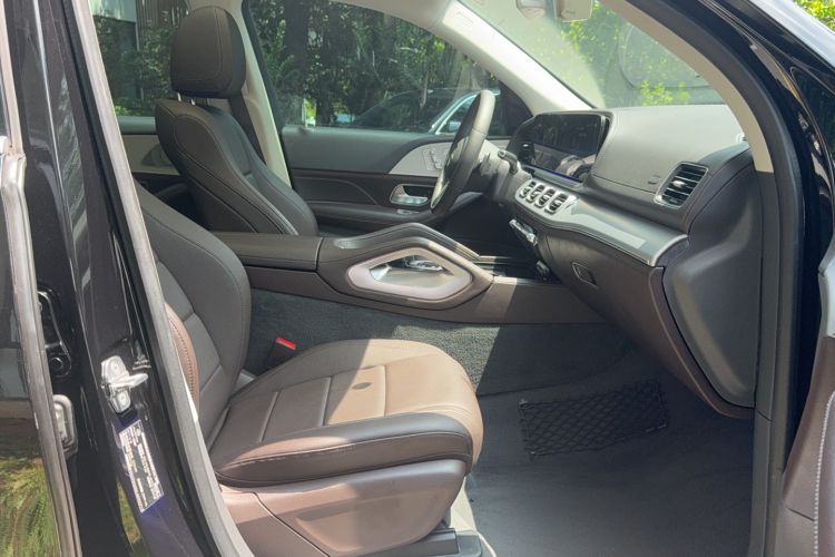 Used Mercedes-Benz GLE 2020 Restyled GLE 450 4MATIC Dynamic Edition Interior 9