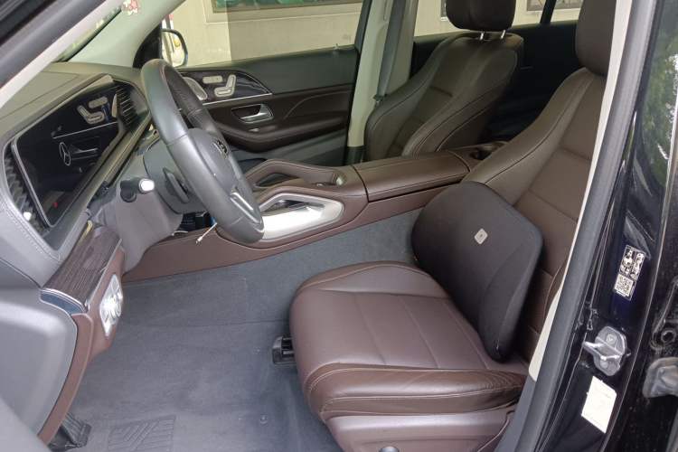 Used Mercedes-Benz GLE 2020 Restyled GLE 350 4MATIC Fashion Edition Left Front Seat