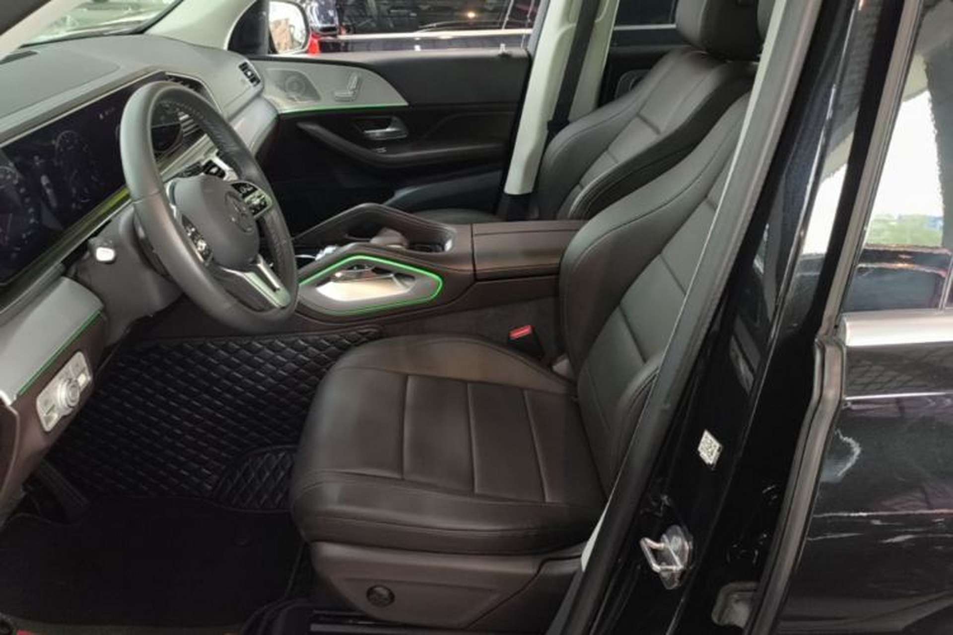 Used Mercedes-Benz GLE 2020 GLE 350 4MATIC Dynamic Edition Special Version Left Front Seat