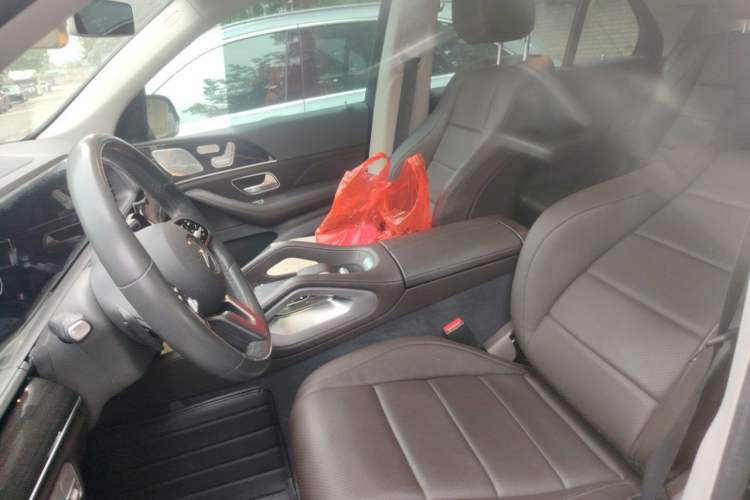 Used Mercedes-Benz GLE 2020 GLE 350 4MATIC Fashion Model Left Front Seat