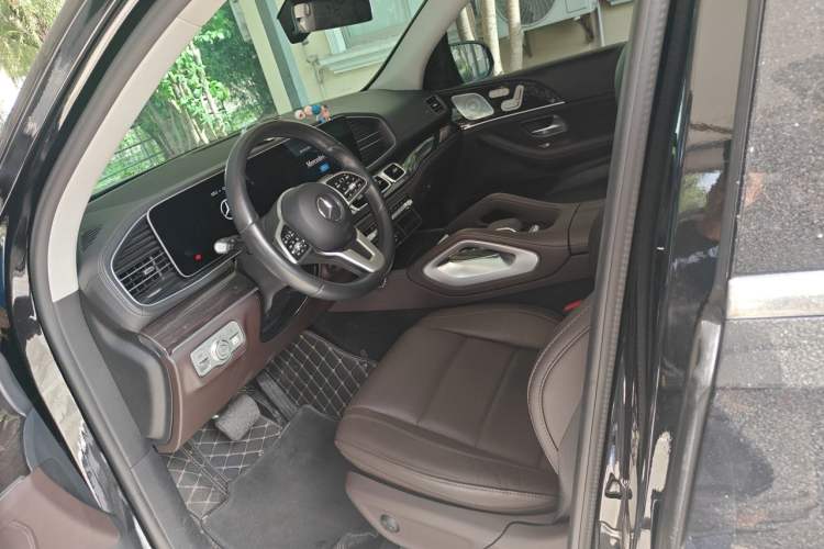 Used Mercedes-Benz GLE 2020 Restyled GLE 350 4MATIC Fashion Edition Left Front Seat
