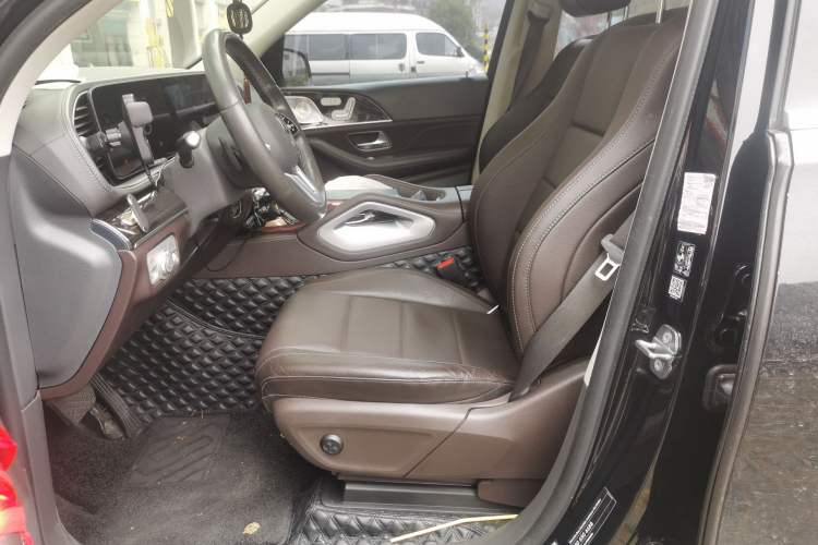 Used Mercedes-Benz GLE 2020 Restyled GLE 350 4MATIC Fashion Edition Left Front Seat