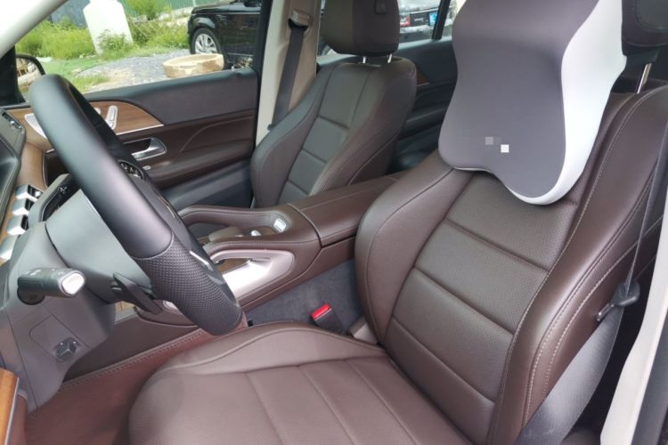 Used Mercedes-Benz GLE 2020 Facelifted GLE 350 4MATIC Luxury Edition Left Front Seat
